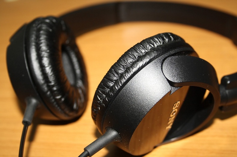 auricular-sony-mdr-zx100-la-plata-17411-MLA20137394865_072014-F