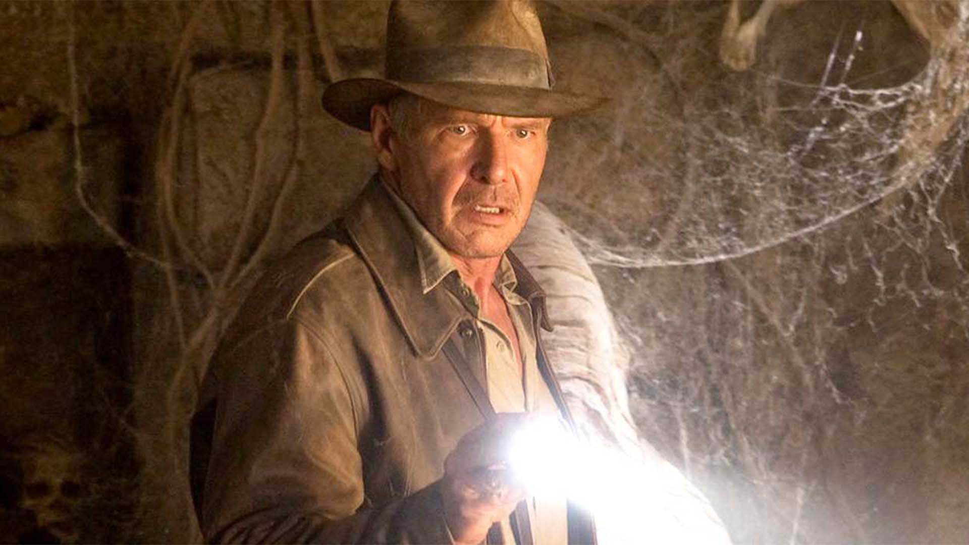 indiana jones 5 harrison ford braccio