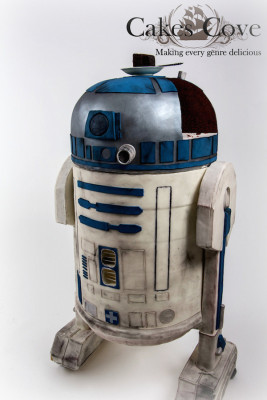 R2D2-Cake