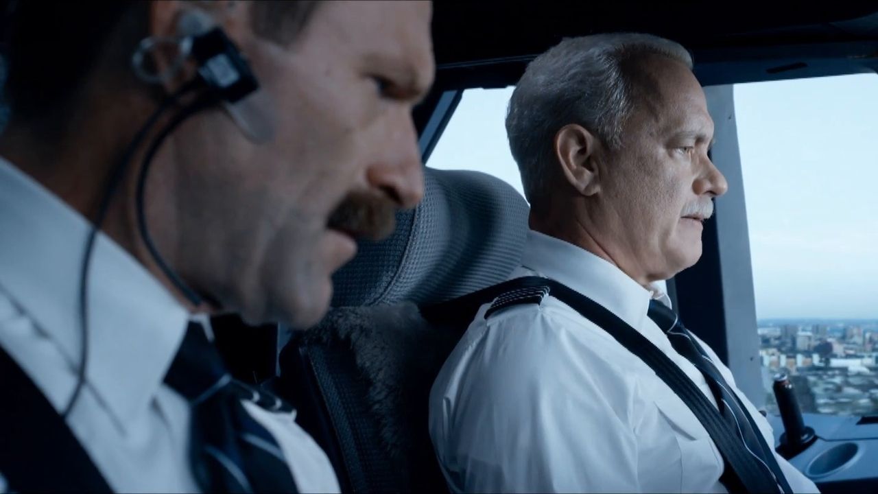 Sully-2016-Tom-Hanks-and-Aaron-Eckhart