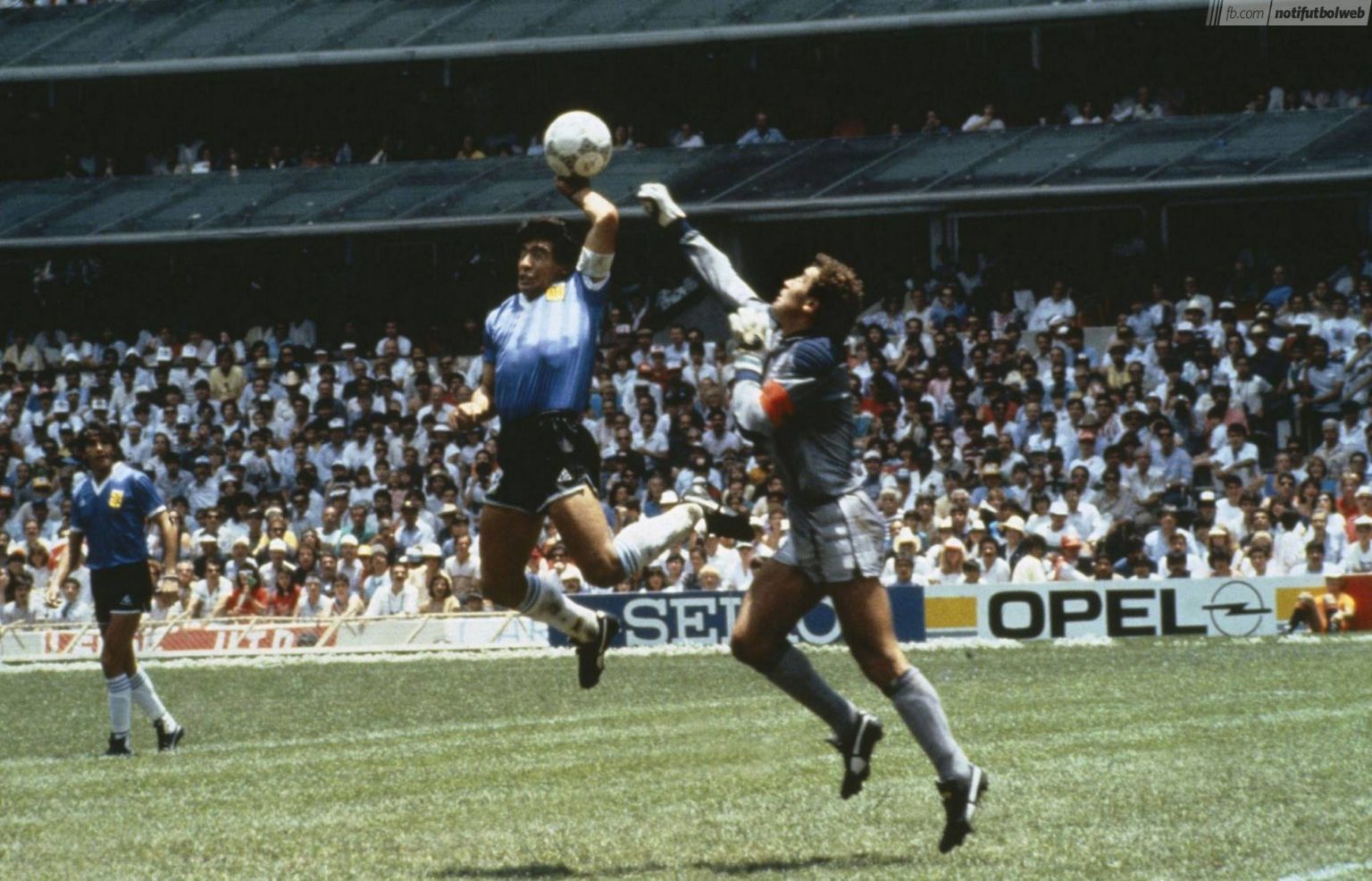 è Stata La Mano Di Dio Maradona